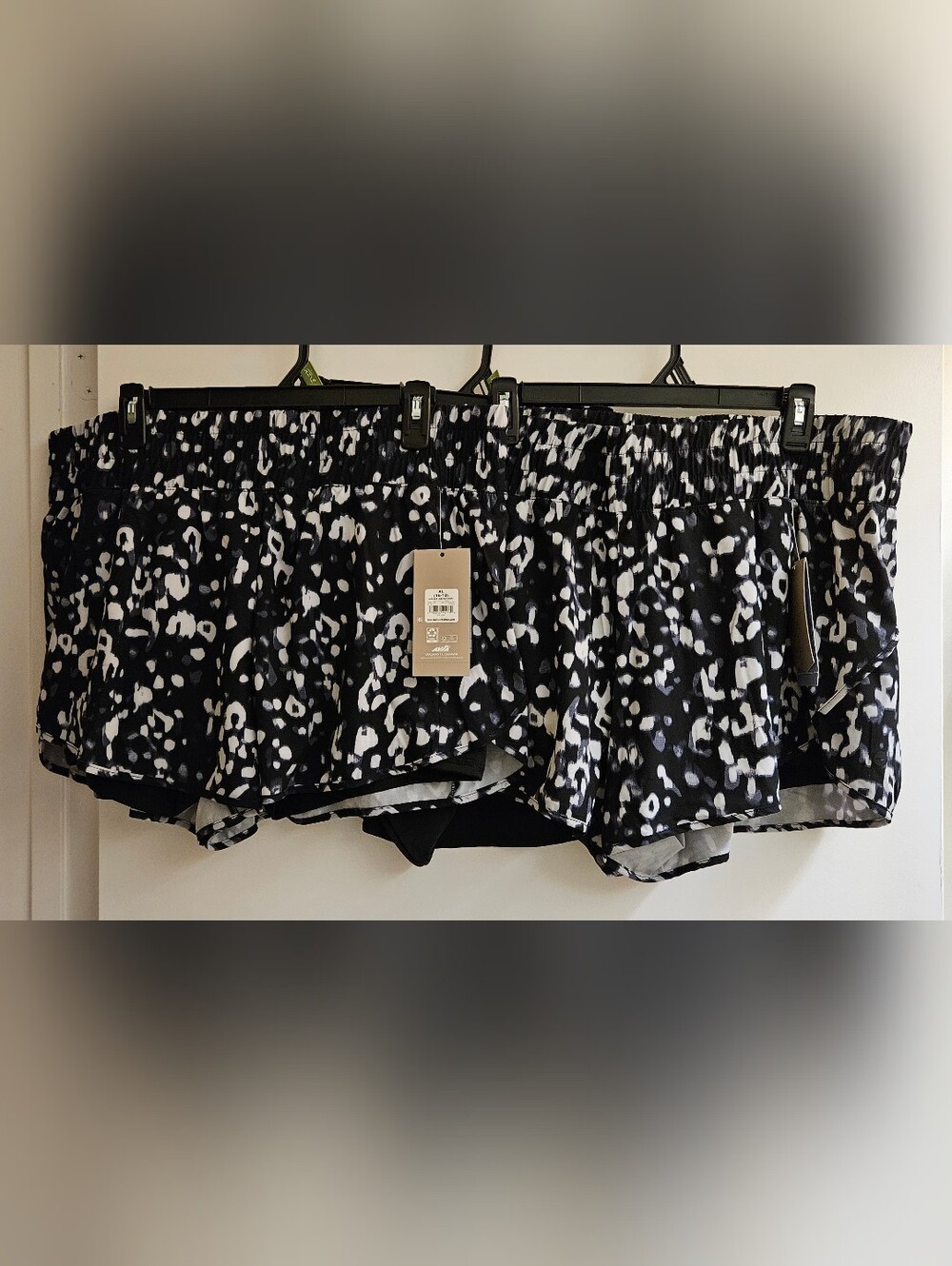 Avia Women's XL Bike Liner Run Shorts Lot of 3 - Black/Print - NWT - Picture 2 of 5
